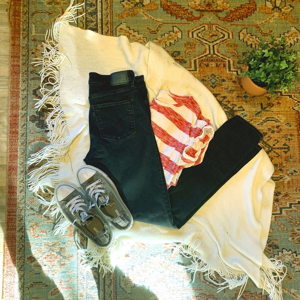 Levis 311 shaping skinny sz 30